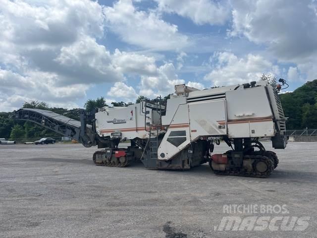 Wirtgen W2200 Asfalta dzesēšanas iekārtas