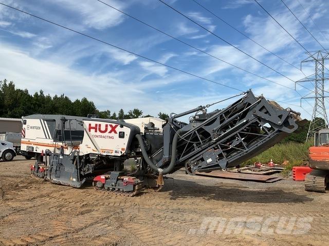 Wirtgen W220i Asfalta dzesēšanas iekārtas