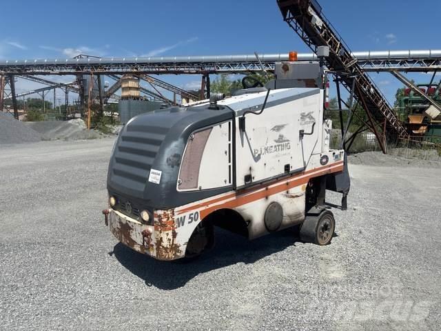 Wirtgen W50 Asfalta dzesēšanas iekārtas