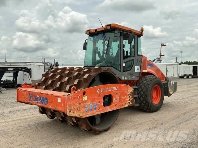 XCMG CV123PDU Vienvalča grunts veltņi