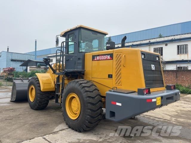 XCMG LW600FN Iekrāvēji uz riteņiem