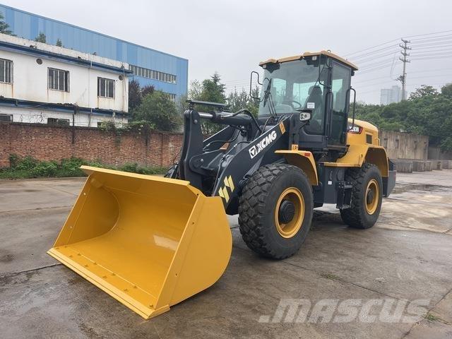 XCMG XC938 Iekrāvēji uz riteņiem
