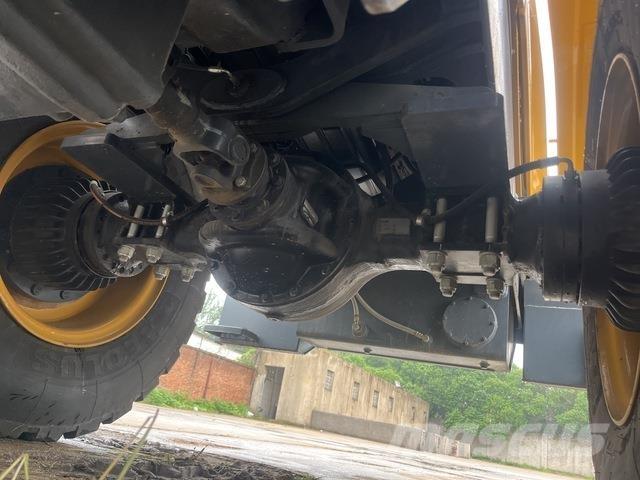 XCMG XC938 Iekrāvēji uz riteņiem