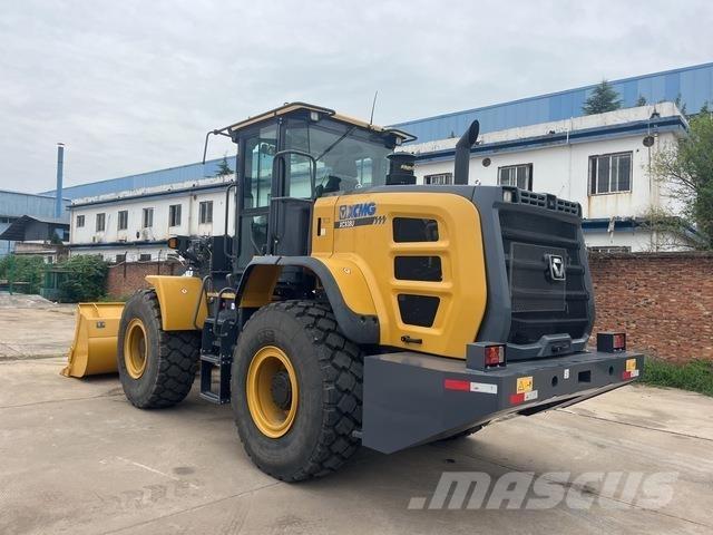 XCMG XC938U Iekrāvēji uz riteņiem
