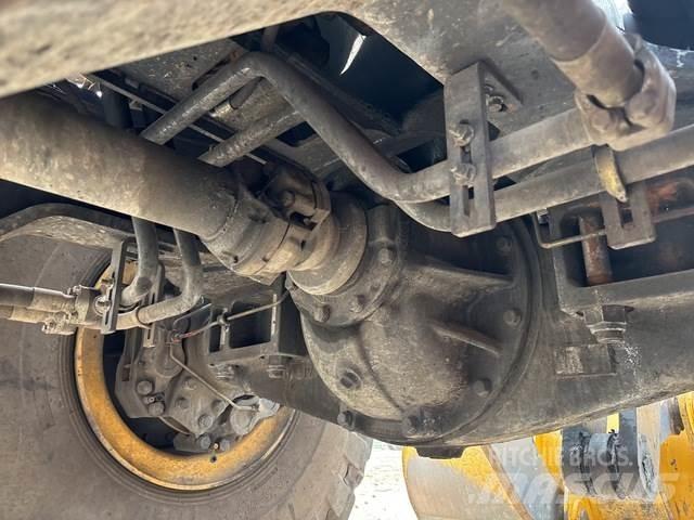XCMG XC968I Iekrāvēji uz riteņiem