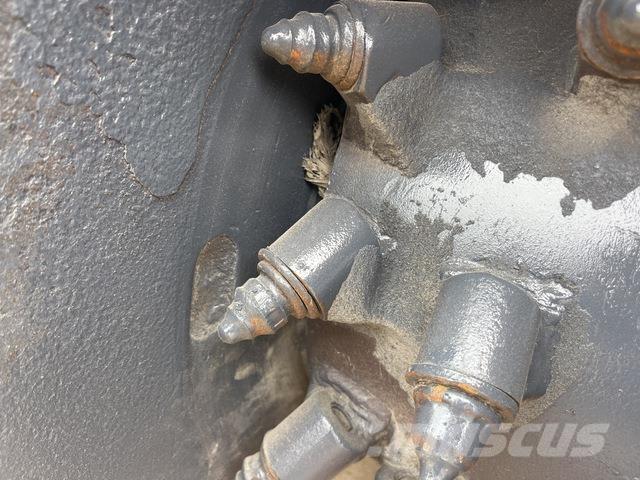 XCMG XM405 Asfalta dzesēšanas iekārtas