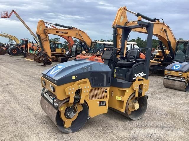 XCMG XMR303S Divvalču grunts veltņi