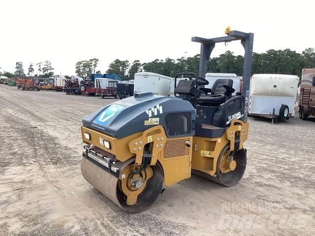 XCMG XMR303S Divvalču grunts veltņi