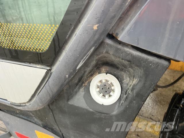 XCMG XT3507 Teleskopiskie manipulatori