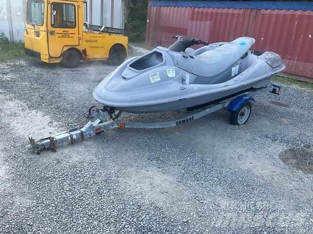 Yamaha  Darba laivas / baržas