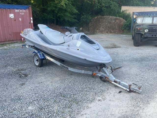 Yamaha  Darba laivas / baržas