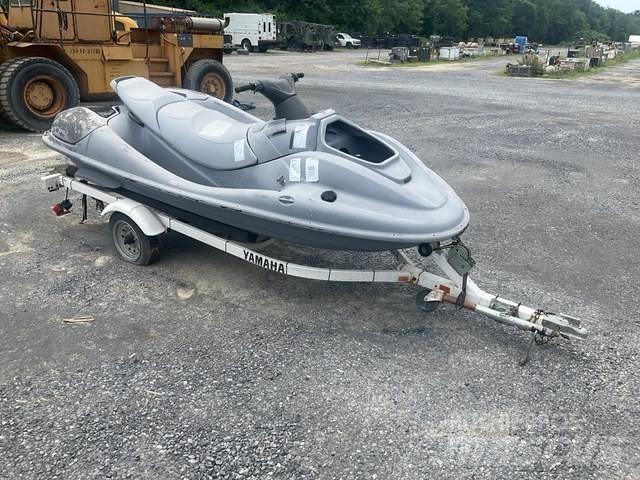 Yamaha  Darba laivas / baržas