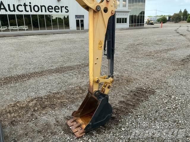 Yanmar B3-6A Kāpurķēžu ekskavatori