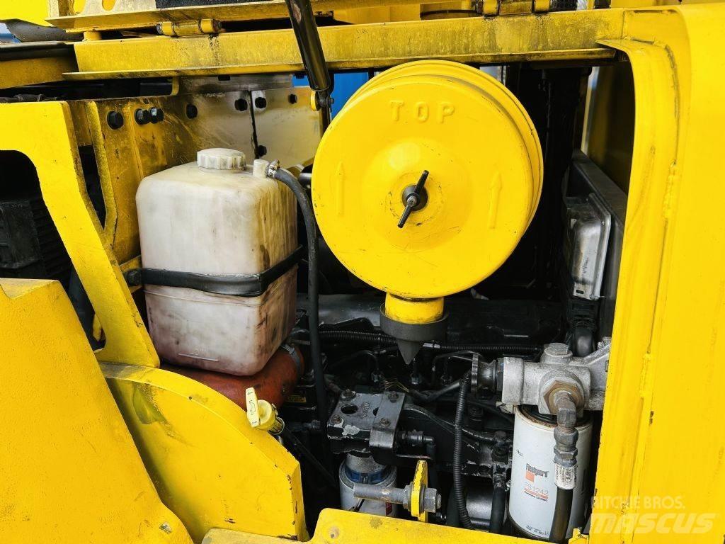 Hyundai 110D-7E Tehnika ar dīzeļa dzinēju