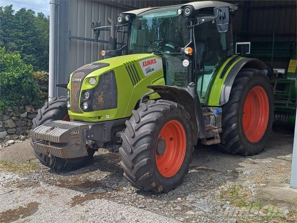 CLAAS ARION 450 Traktori