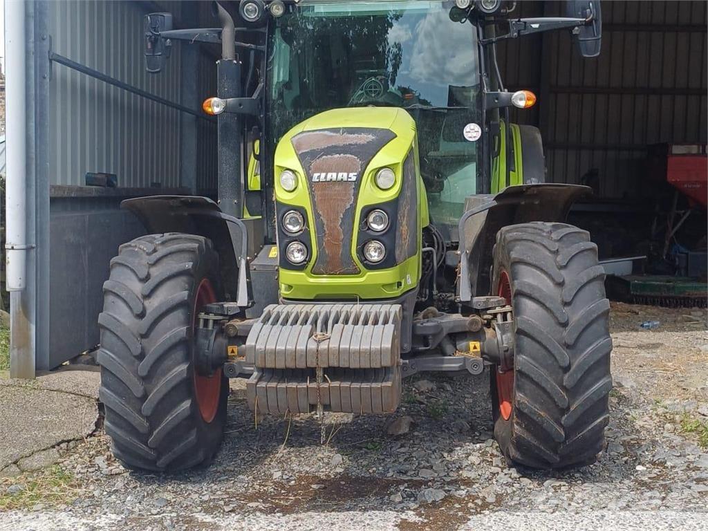 CLAAS ARION 450 Traktori