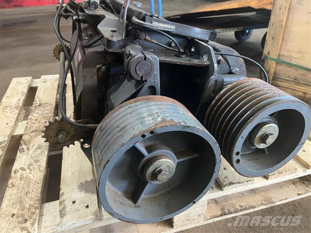 CLAAS CORN CRACKER Lauksaimniecība- Citi