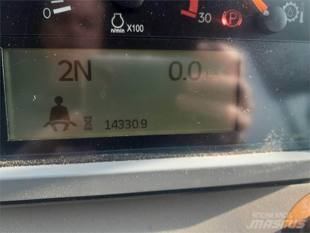 CAT 950M Iekrāvēji uz riteņiem