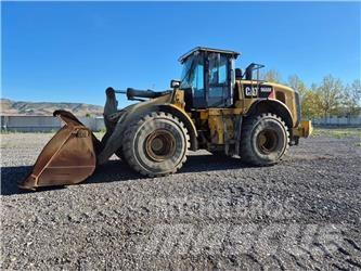 CAT 966M Iekrāvēji uz riteņiem
