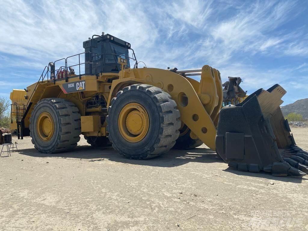 CAT 993K Iekrāvēji uz riteņiem