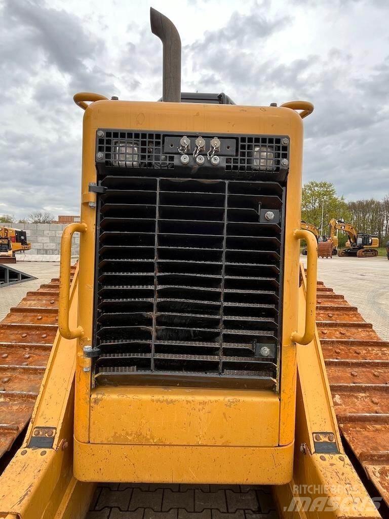 CAT D6N XL Kāpurķēžu buldozeri
