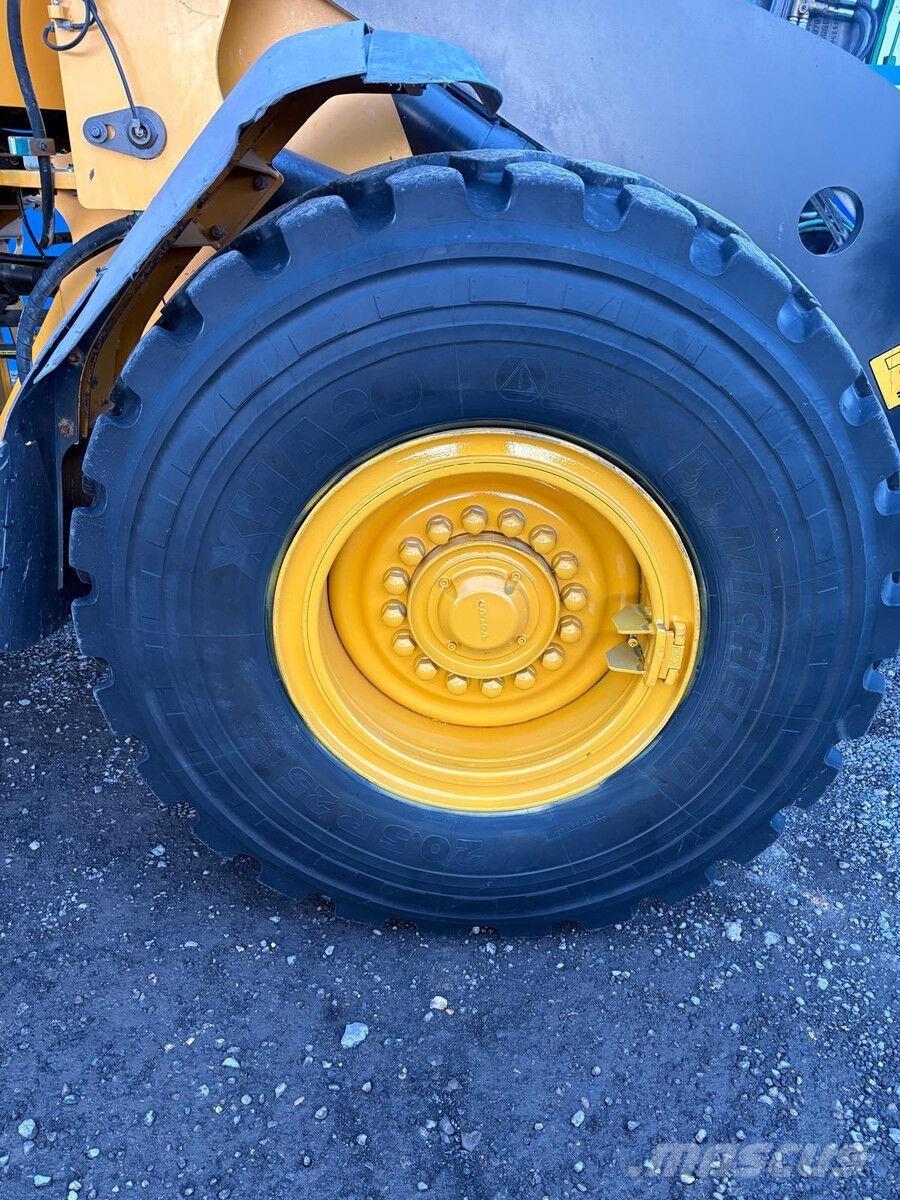 Volvo L70E Iekrāvēji uz riteņiem