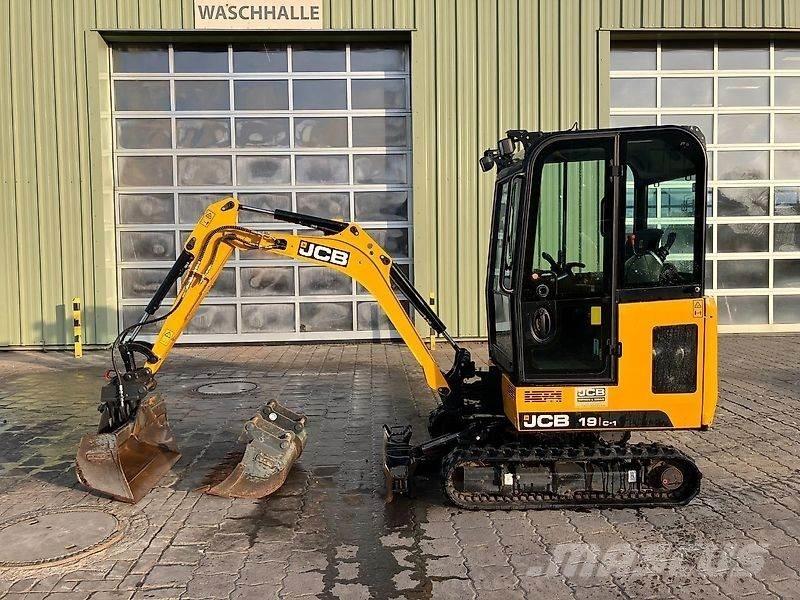 JCB 19C-1 Kāpurķēžu ekskavatori