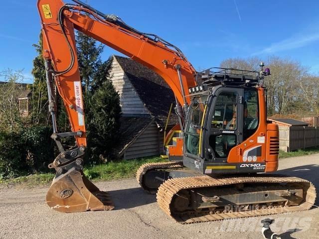 Doosan DX140LCR Kāpurķēžu ekskavatori