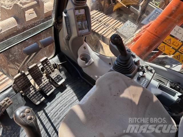 Hitachi ZX210-6 Kāpurķēžu ekskavatori