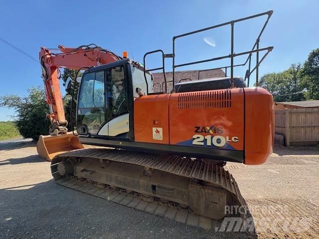 Hitachi ZX210-6 Kāpurķēžu ekskavatori