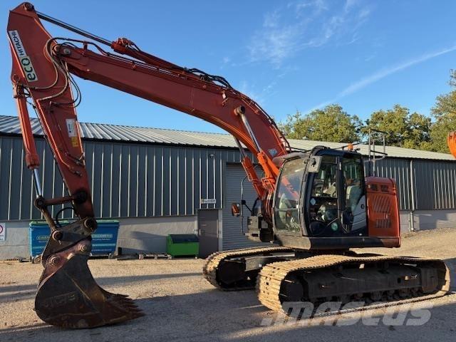 Hitachi ZX225 US-6 Kāpurķēžu ekskavatori