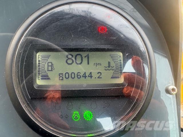 Mecalac 9MDX Mini pašizgāzēji