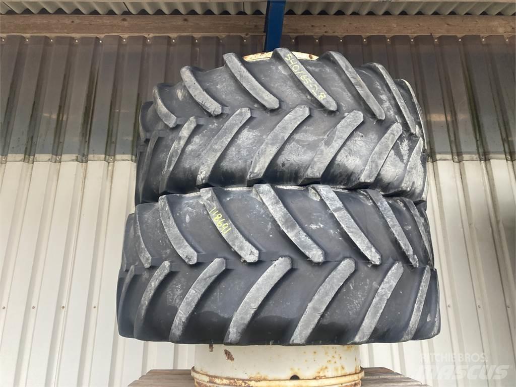  540/65R28 Riepas, riteņi un diski