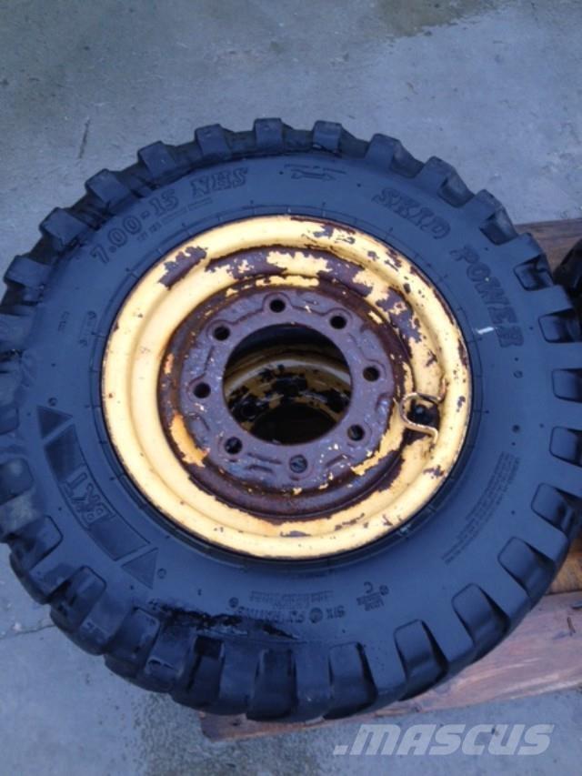  7,50X16 Riepas, riteņi un diski