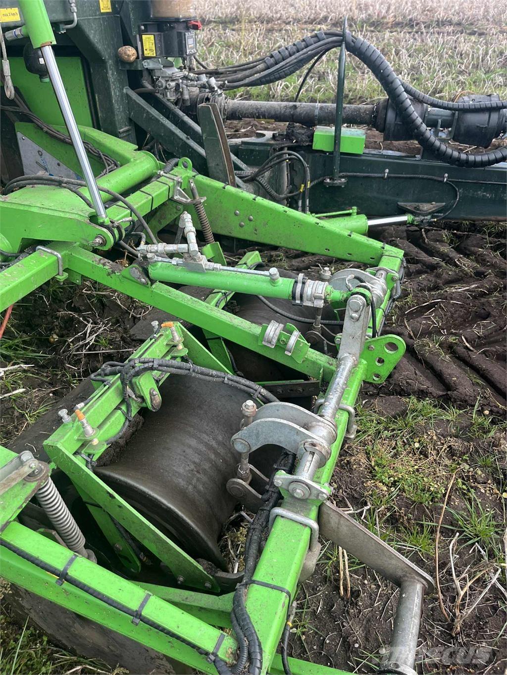 AVR 9200 CR Kartupeļu novākšanas kombaini