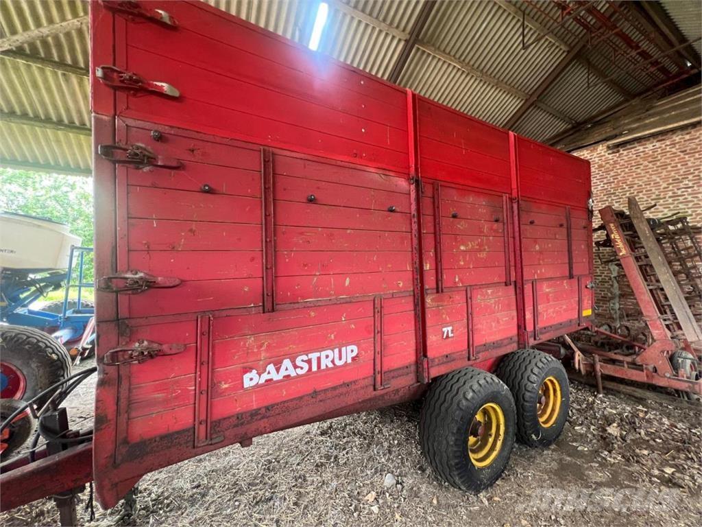 Baastrup 7 TONS Treileri-pašizgāzēji