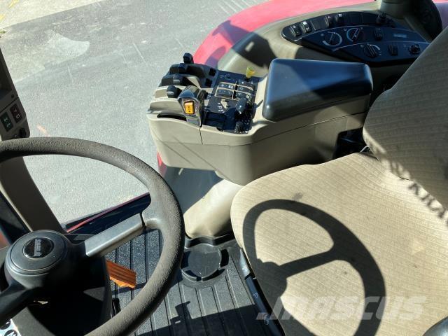 Case IH 230 Traktori