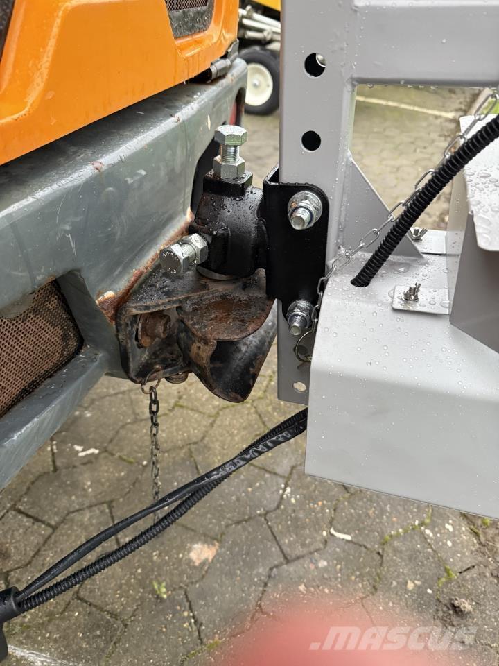 Dk-Tec DR100 Smilšu un sāls kaisītāji