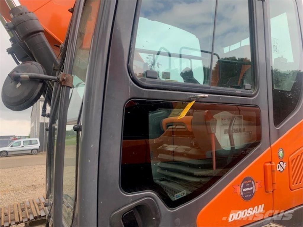 Doosan 255-5 Kāpurķēžu ekskavatori
