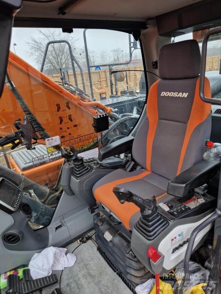 Doosan 255-5 Kāpurķēžu ekskavatori