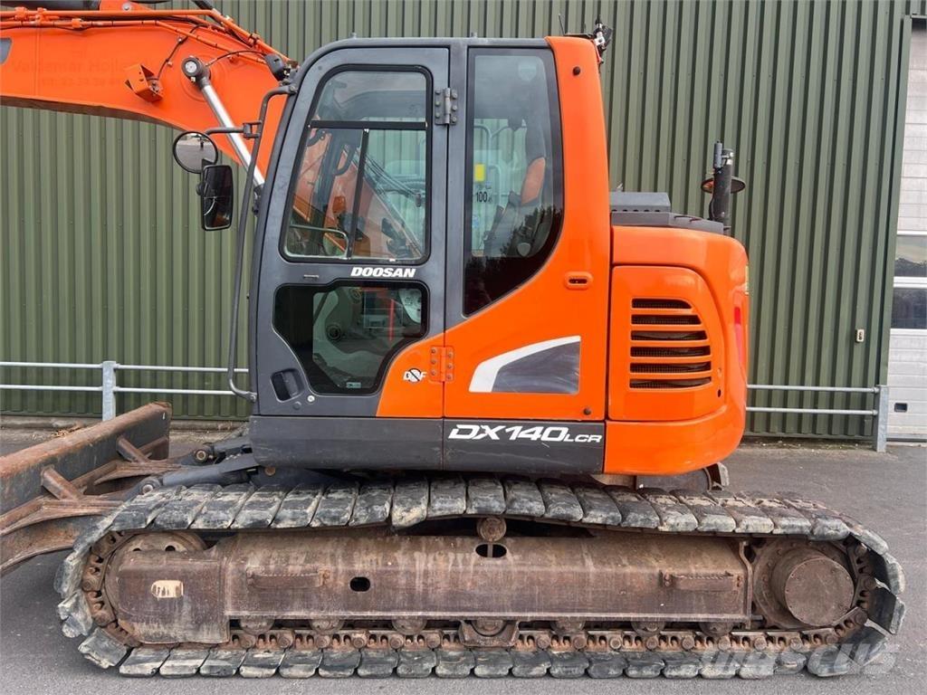 Doosan DX140LCR-5 Kāpurķēžu ekskavatori