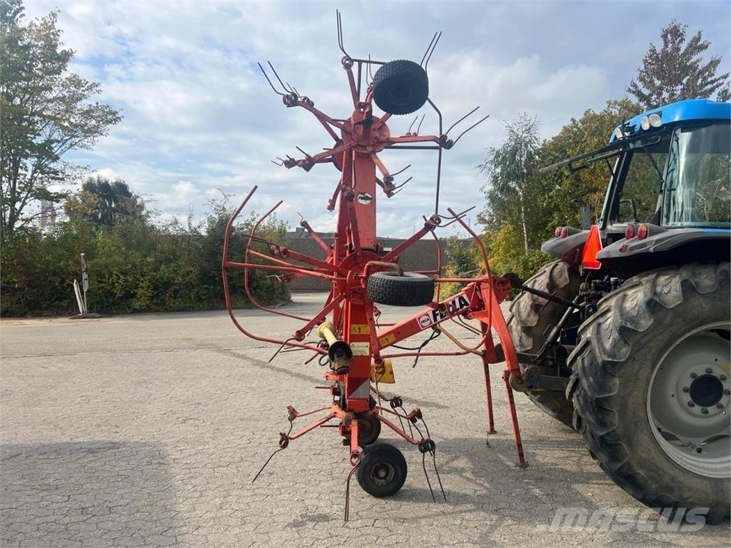Fella TH660DY Grābekļi un siena ārdītāji