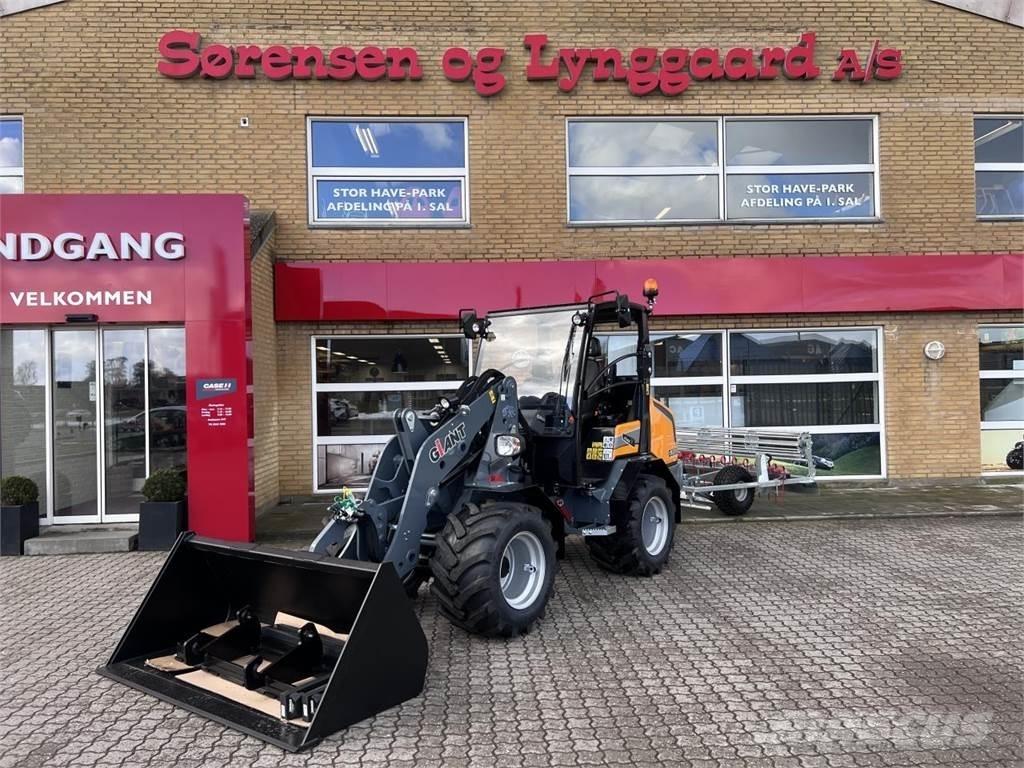 GiANT G3500 Mini iekrāvēji