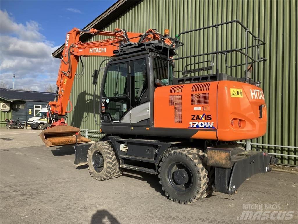 Hitachi ZX170W-6 Ekskavatori uz riteņiem