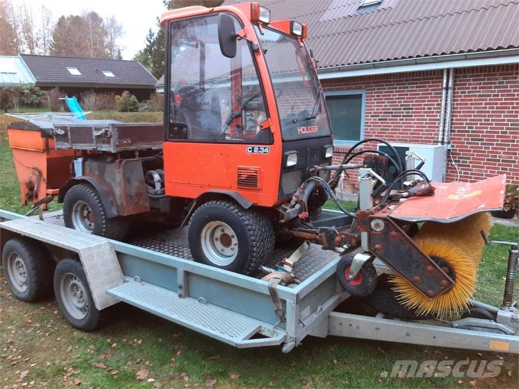 Holder C2.34 Komunālā tehnika instrumentu pārvadāšanai