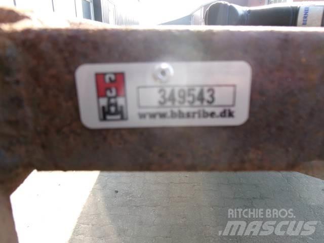 Holsø HALMVOGN Ķīpu treileri