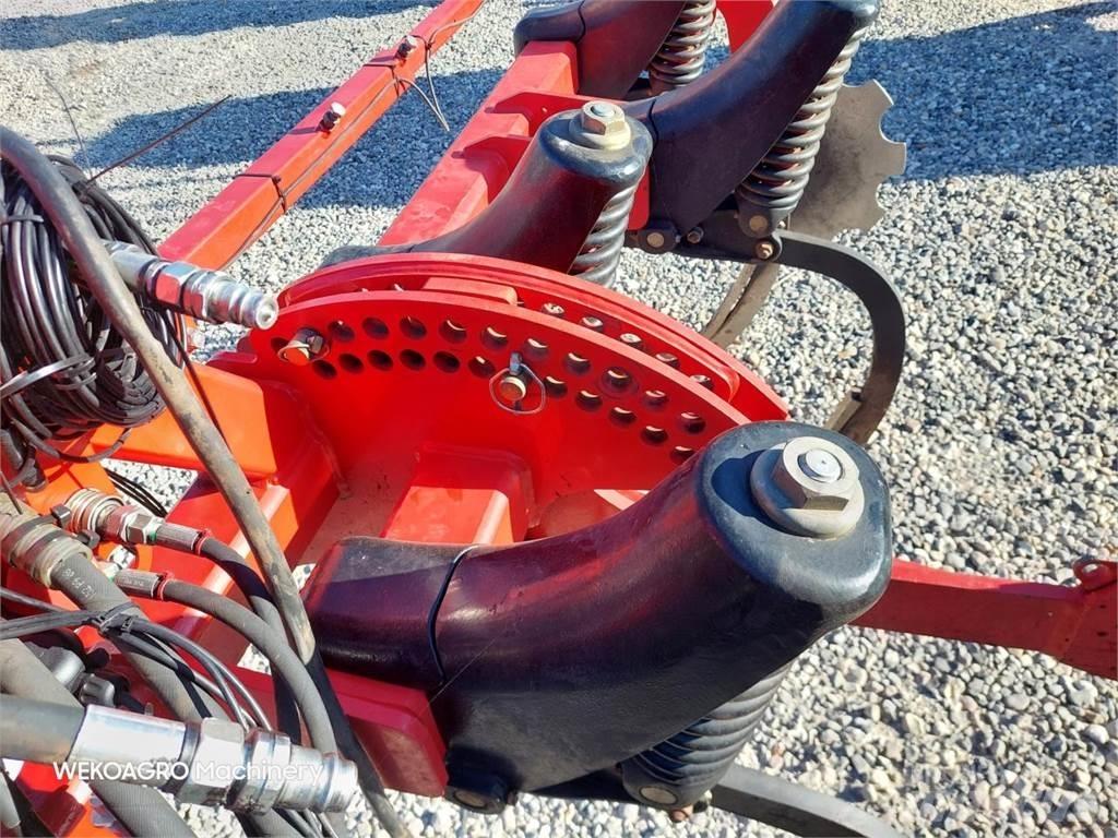 Horsch Mono 4 TG Piekabināmie arkli