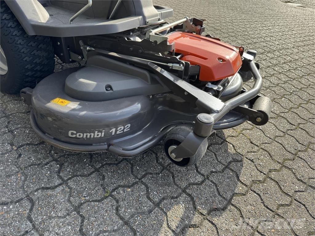 Husqvarna 405X Kompaktie traktori