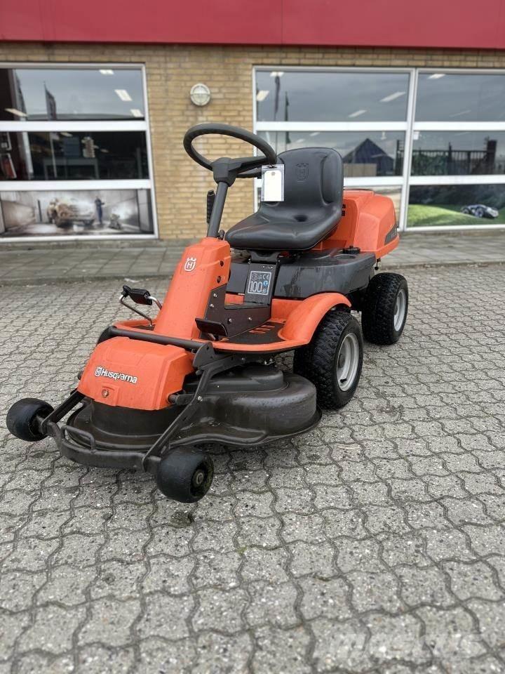 Husqvarna R13C Kompaktie traktori