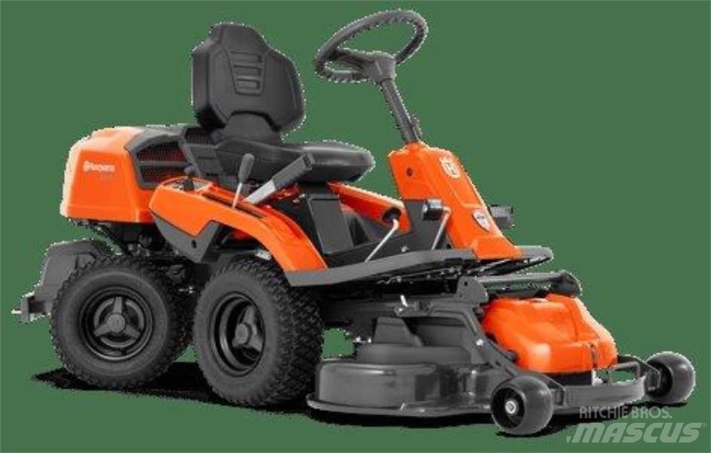 Husqvarna R214TC Kompaktie traktori